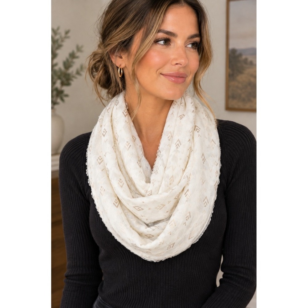 Apt. 9 Women Cream Rose Gold Metallic Geometric Infinity Scarf Frayed Edge
